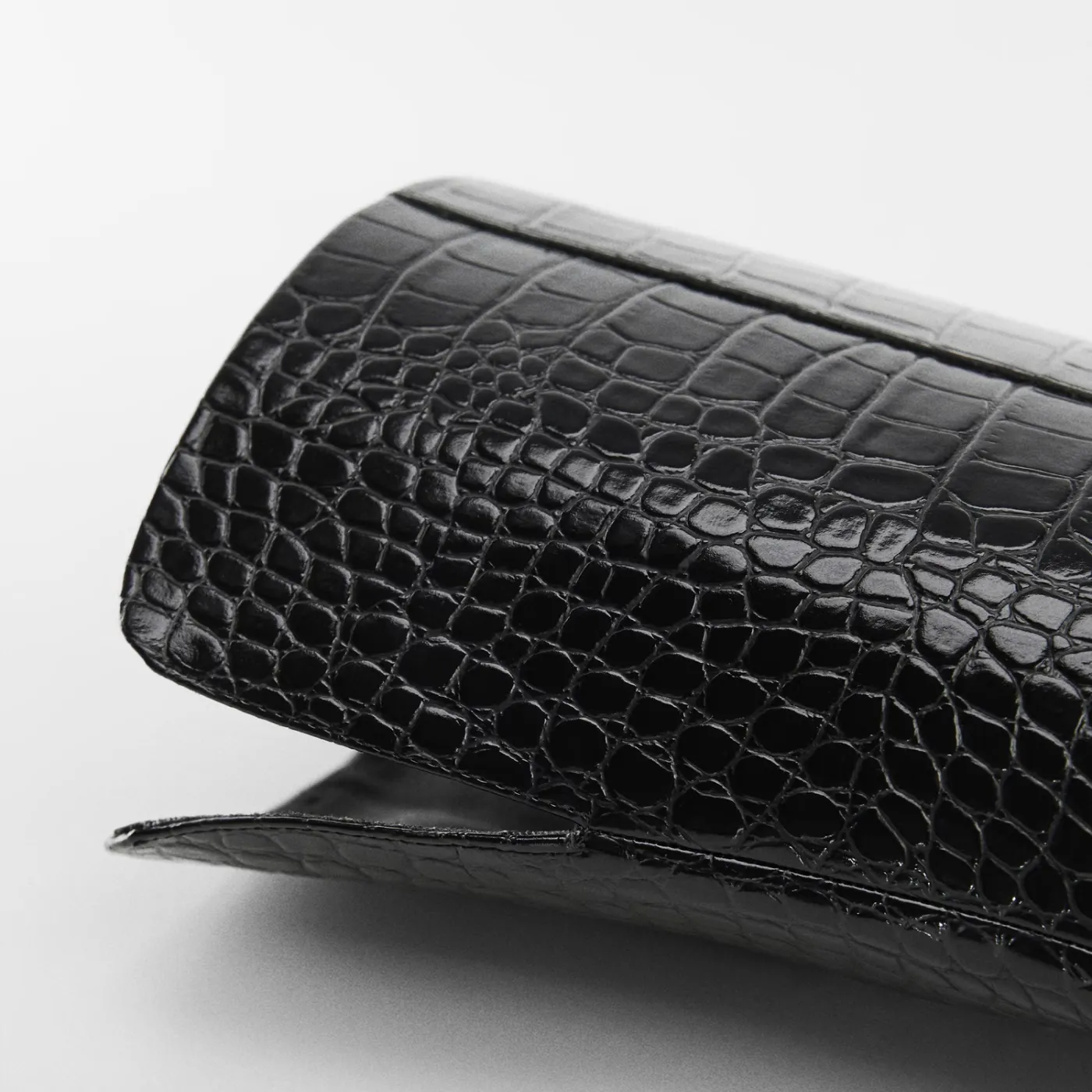 Black Croc-Effect Based Stiletto Boots - Image 4